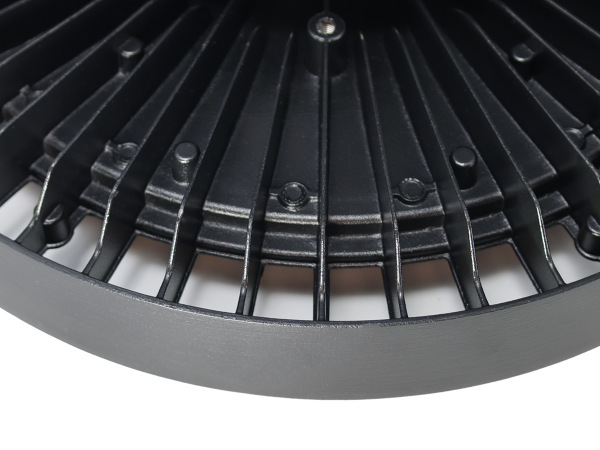 LED svítidlo High Bay UFO 150W / IP65 / 5000 K / 0–10 V – LU422/DALI 4