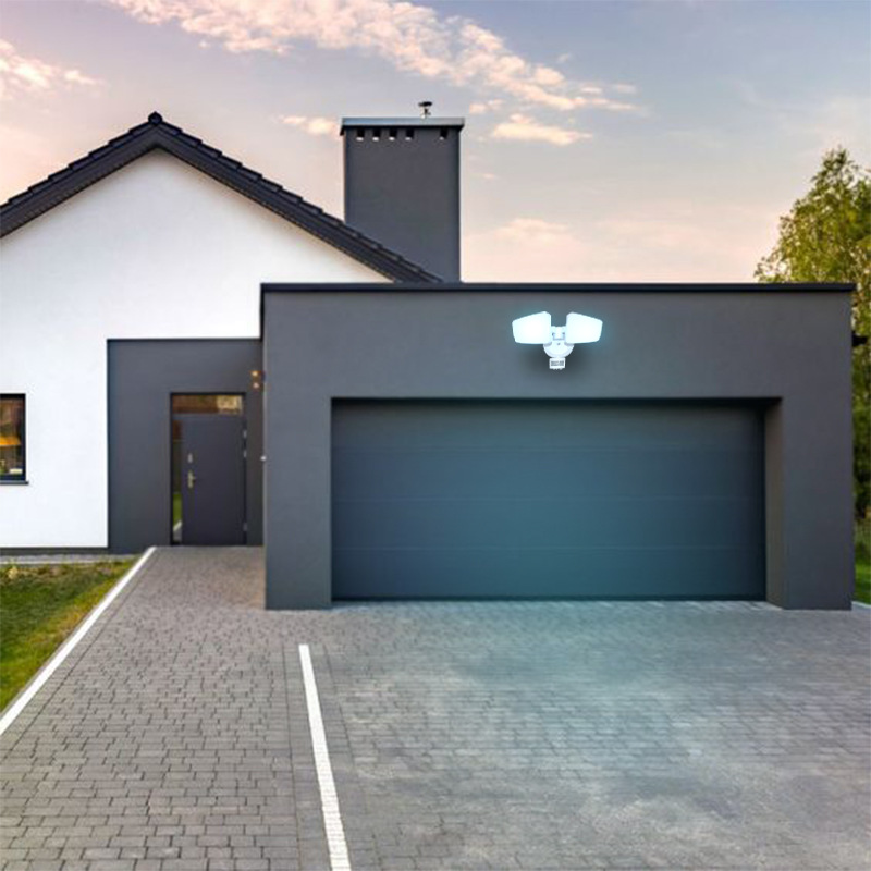 Venkovní bílý LED reflektor s PIR čidlem 24W/3000K/4000K/6000K - LFX125 6