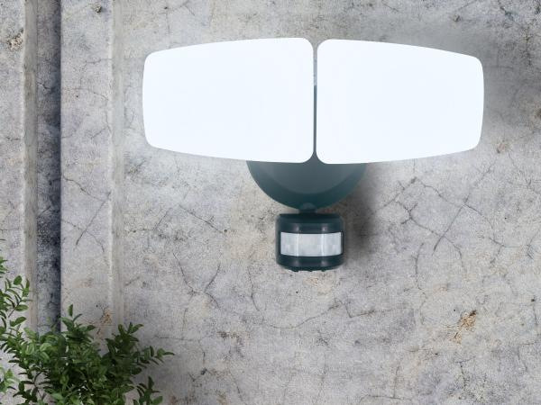 Venkovní šedý LED reflektor s PIR čidlem 24W/3000K/4000K/6000K - LFX225 1