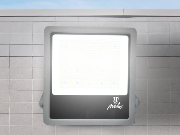 Venkovní LED reflektor PROFI Plus 300W / 5000K - LF4028S 1