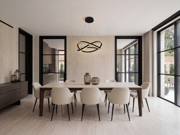 Závěsné LED svítidlo + dálkové ovládání 145 W – J4392/B 1